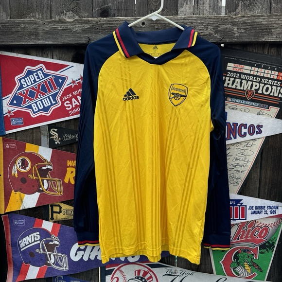 Size S - Arsenal Football Shirt 2019/20 adidas Icons Long Sleeve Yellow - Picture 1 of 5